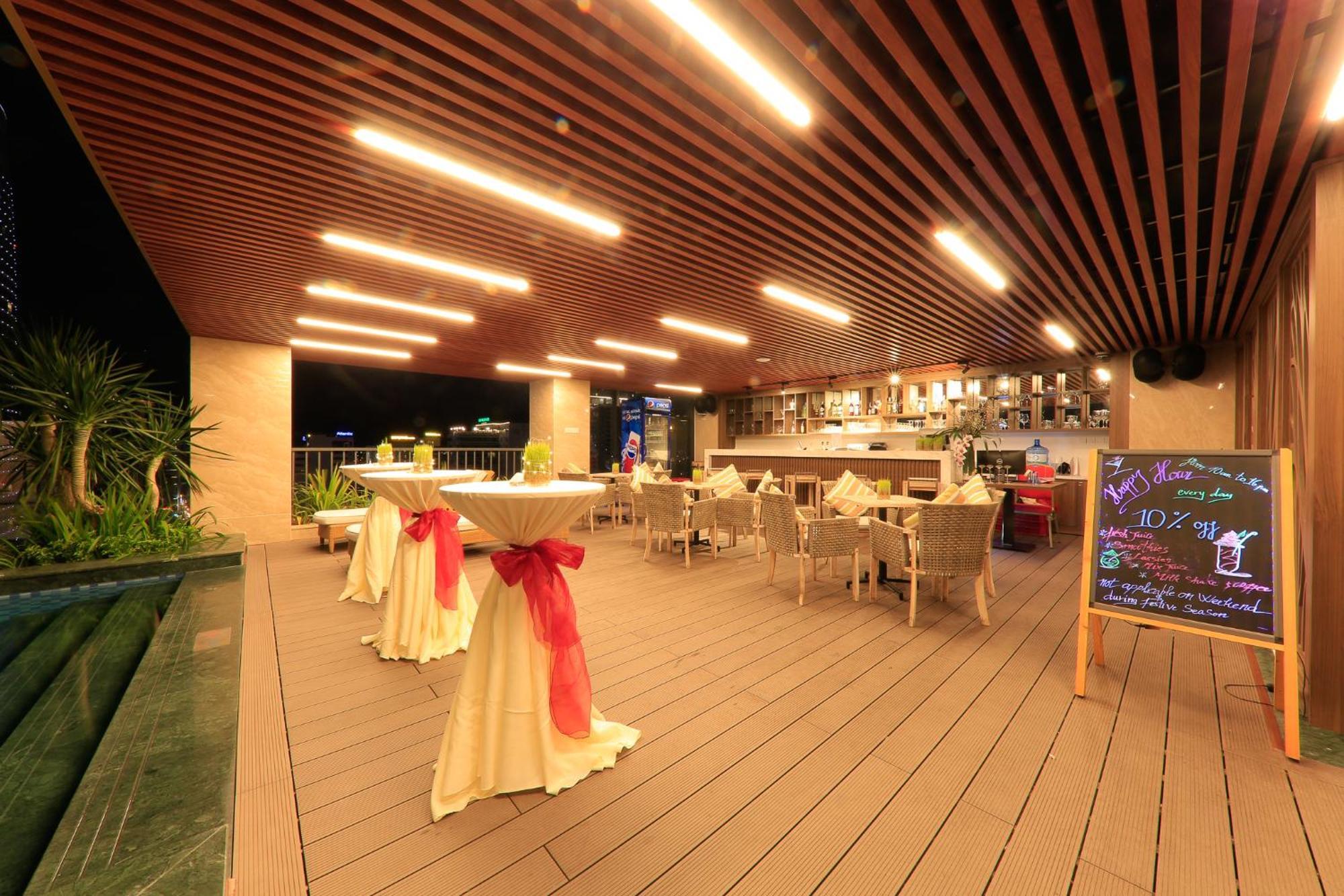 Gonsala Hotel נה טראנג מראה חיצוני תמונה
